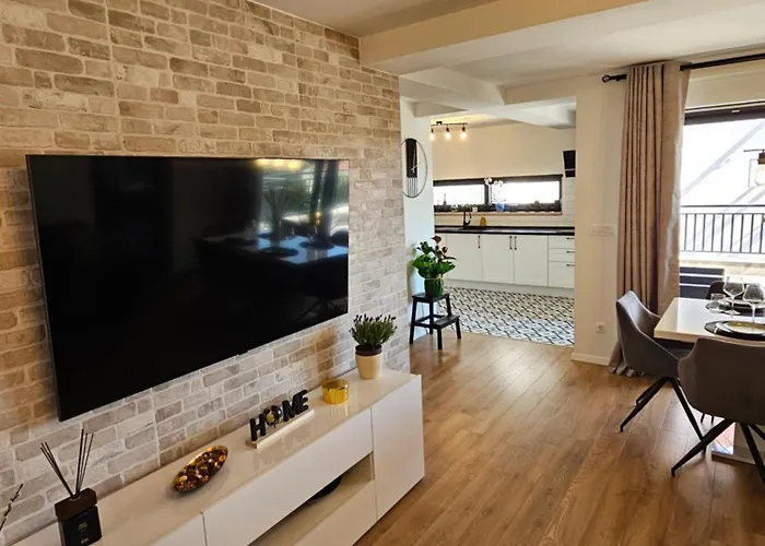 A'ora * Zaton (Dubrovnik-Neretva)