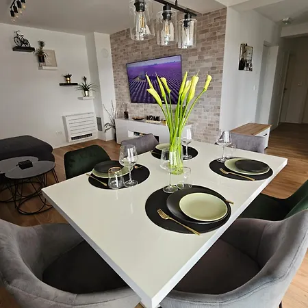 A'ora Apartment