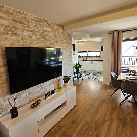 A'ora * Zaton (Dubrovnik-Neretva)